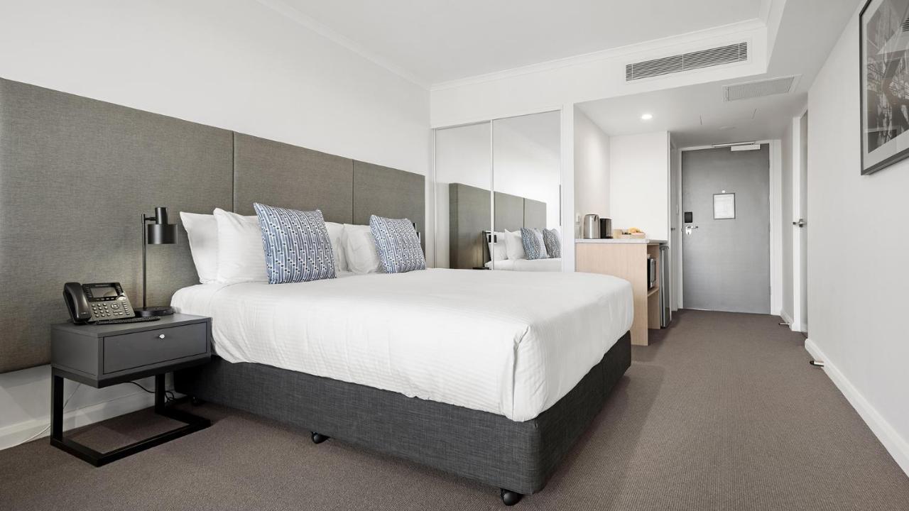 Oaks Toowoomba Hotel Exterior photo